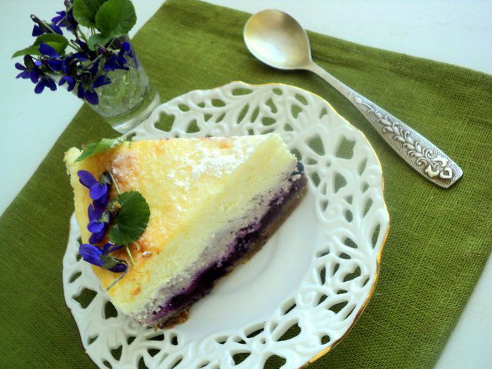 Сырник с черникой «Фиалки»