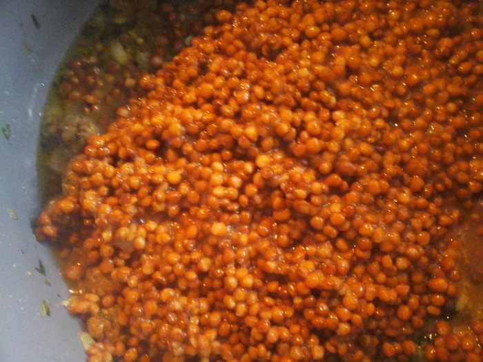 Чечевица в соусе 