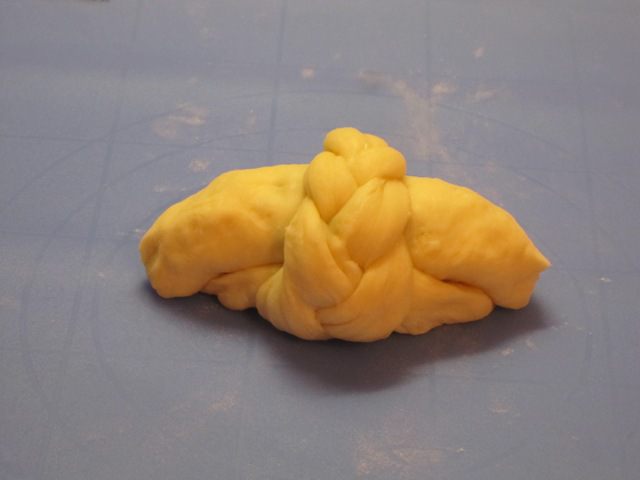 Булочки с начинкой из чернослива и яблок