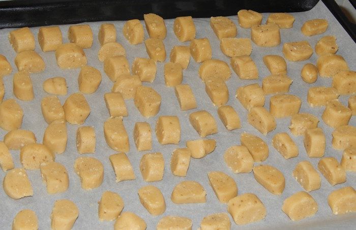 Феккас с кунжутом и анисом