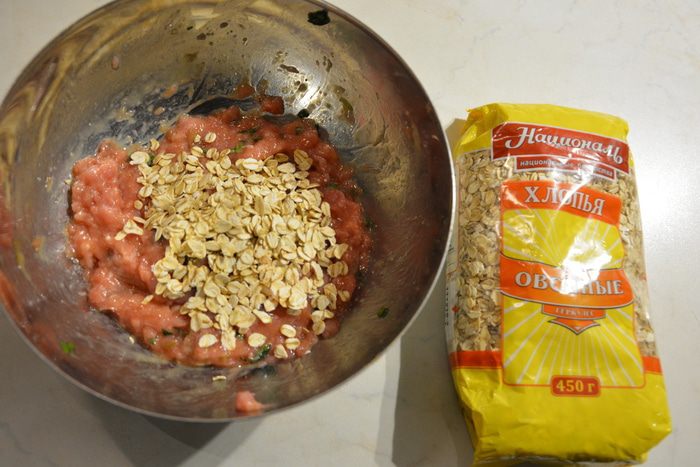 Куриные котлеты с овсянкой