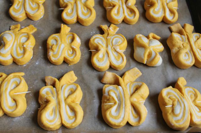 Булочки &amp;quot;Бабочки&amp;quot;