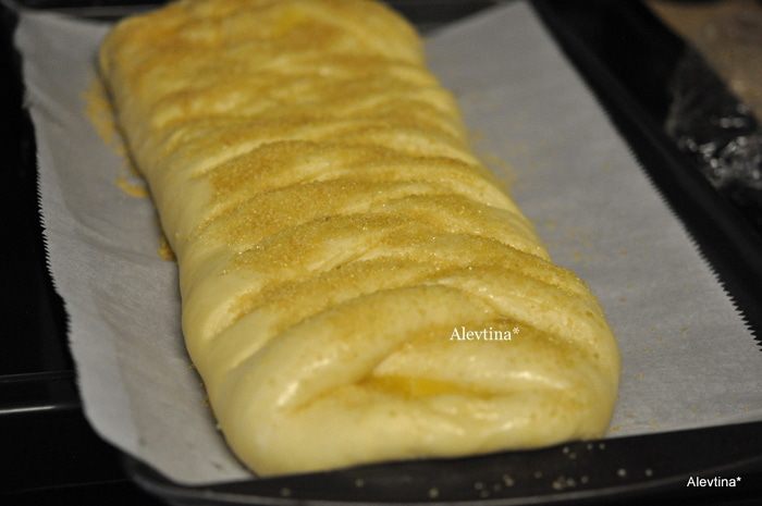 Лимонный плетеный хлеб