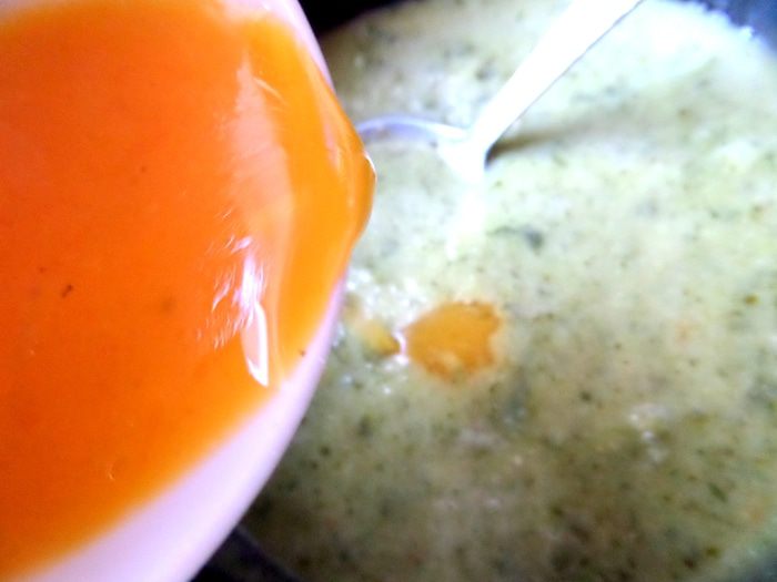 Французский чесночный суп с сырными гренками