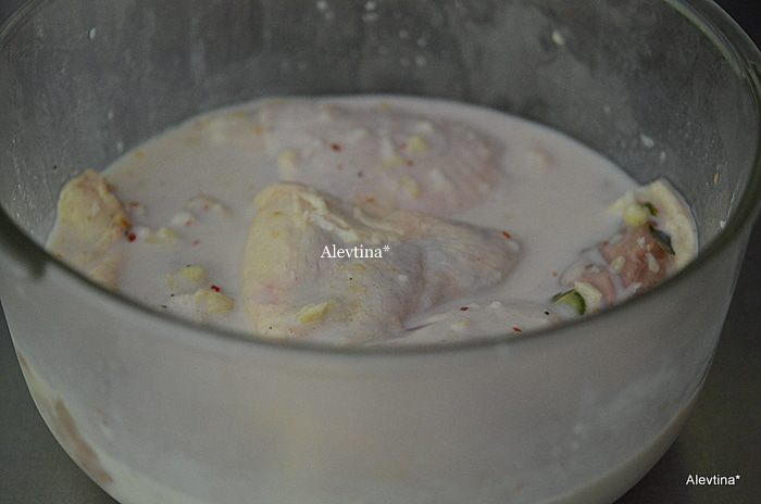 Куриные бедрышки на кефирном маринаде