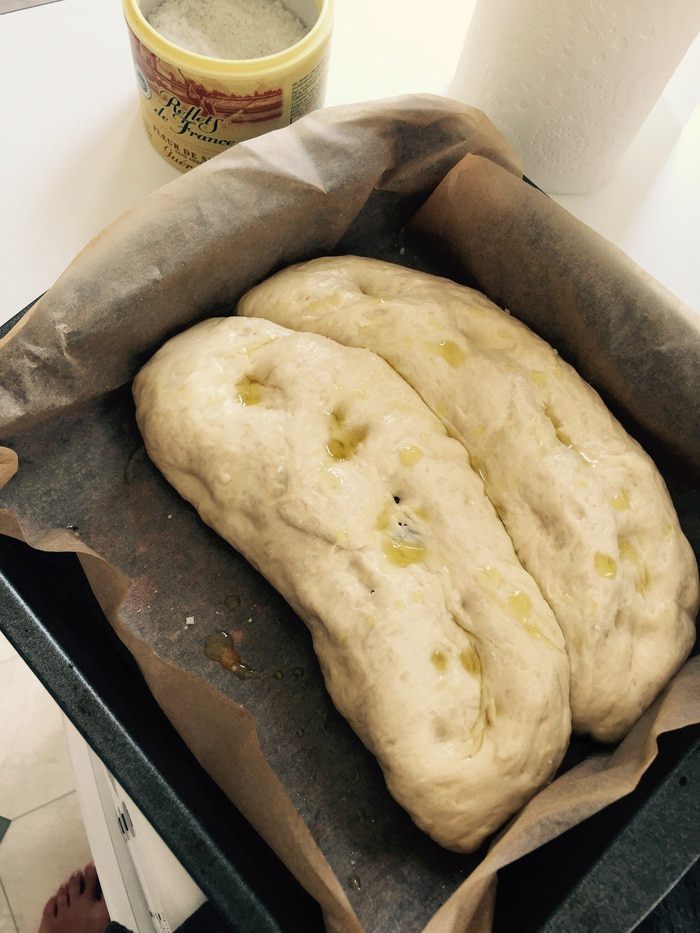 Фокачча-Сосидж Ролл (Sausage Roll Focaccia)
