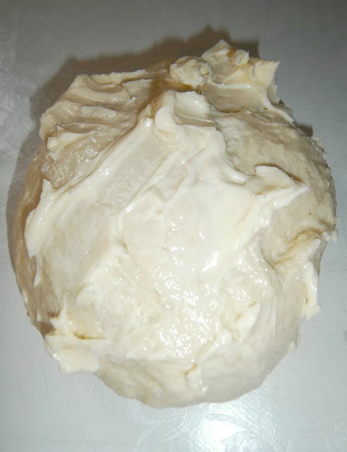 Булочки с заварным кремом и персиком