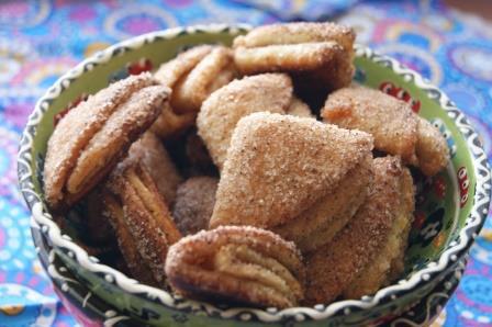 Творожное печенье с корицей