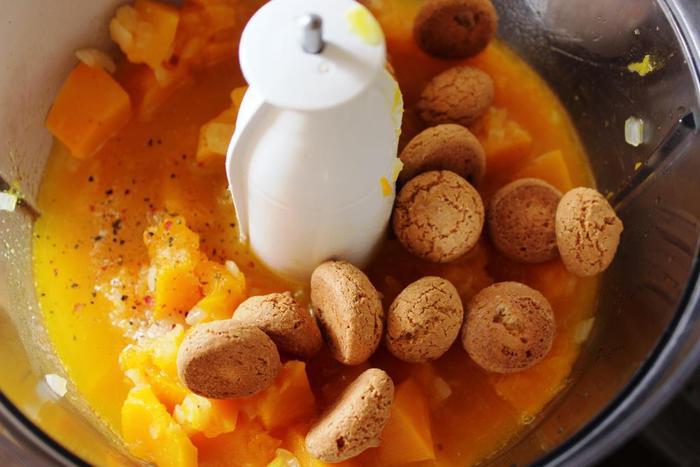 Тыквенный суп-пюре с миндальным ароматом