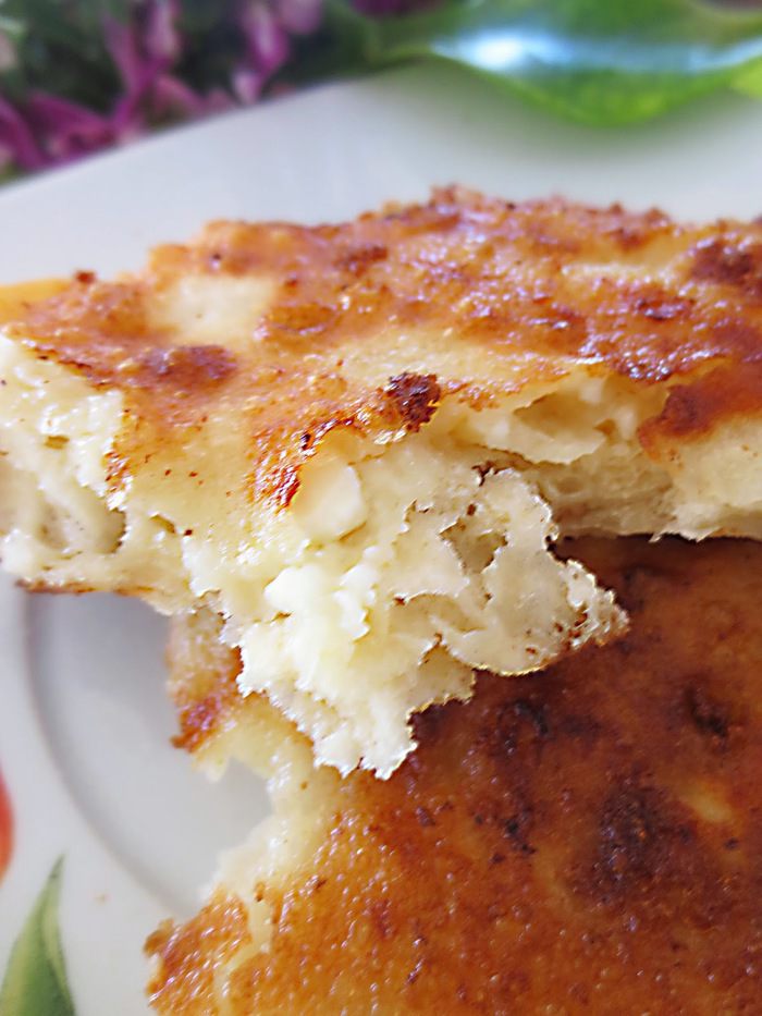 Лепешки с сыром и картошкой