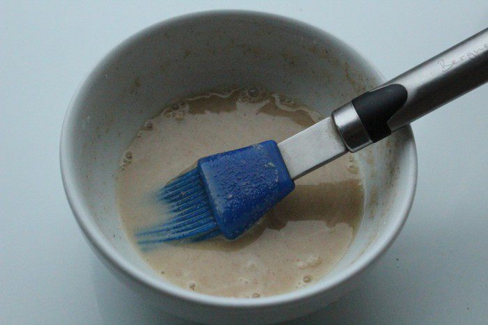 Ржаной хлеб на пиве с медом и овсяными хлопьями