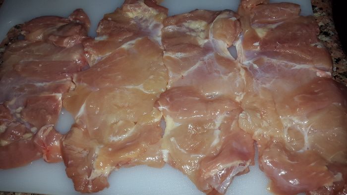 Рулетики из курицы со шпинатом и картофельное пюре