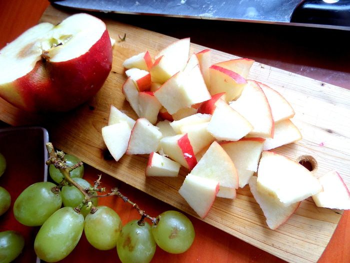 Пикантный фруктово-ягодный салат (для Сабины)