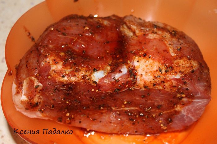 Буженина, запеченная в рукаве