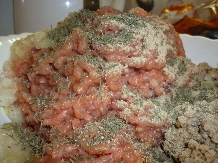 Котлеты из красной рыбы с тимьяном