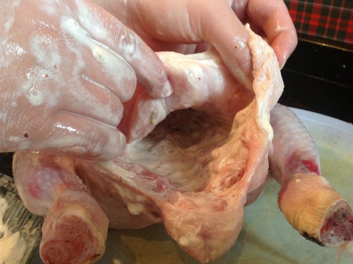 Курочка на бутылке