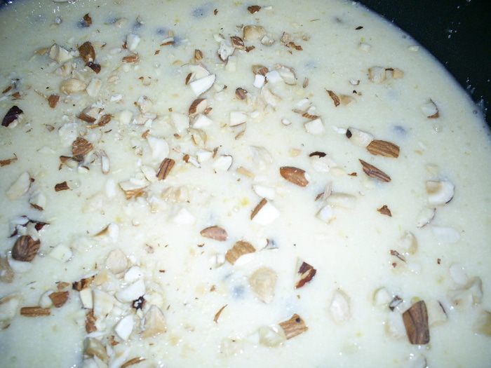 Быстрый манник с шоколадом и изюмом