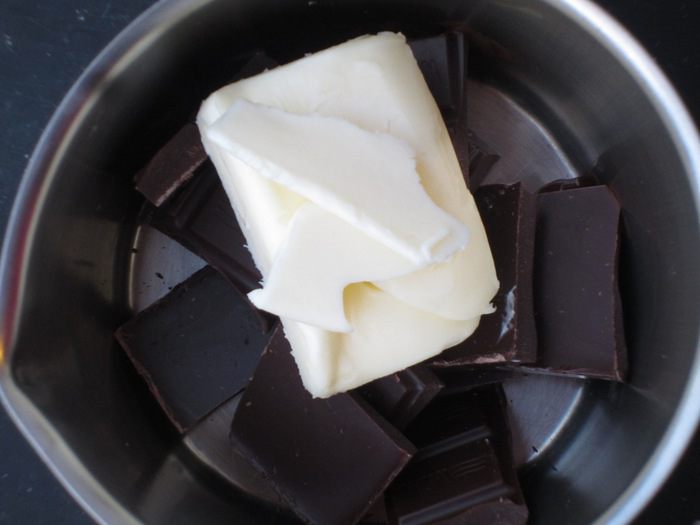 Шоколадный кекс на белках