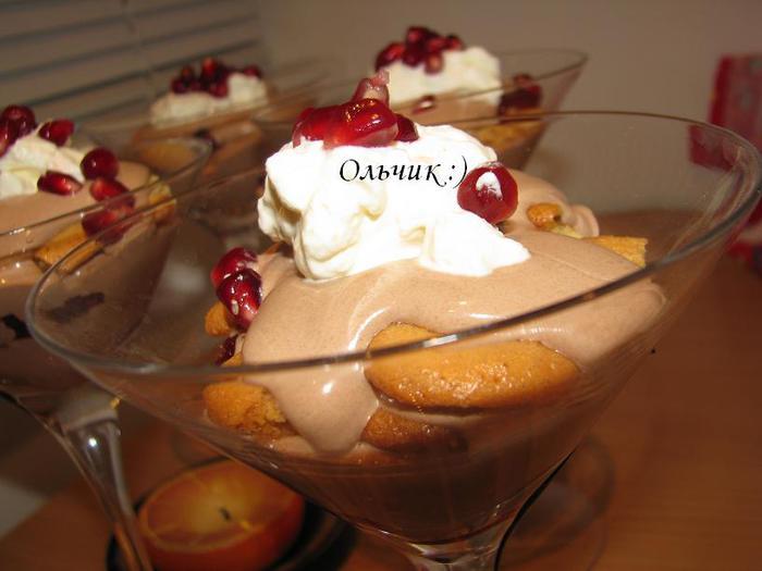 Шоколадно-клюквенный трайфл