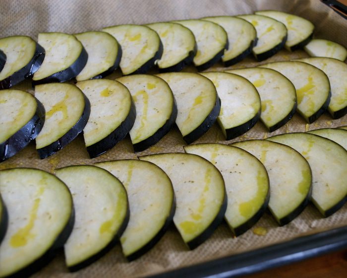 Запеканка из индейки с баклажанами