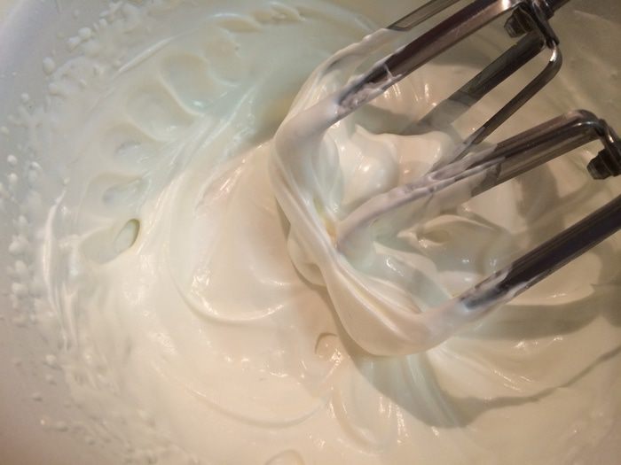 Апельсиново-имбирные капкейки с тыквенным сабайоном