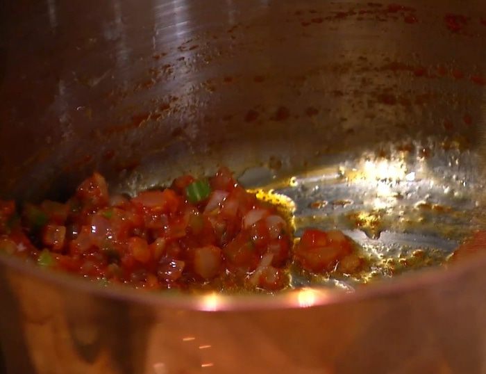 Черный рис с креветками