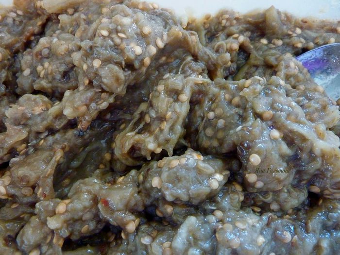 Простейшая баклажанная икра 