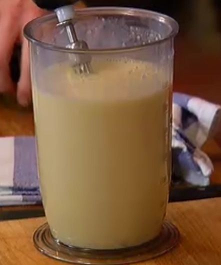 Сладкие блины на кефире 