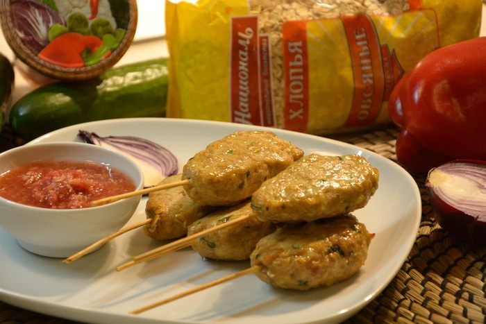 Куриные котлеты с овсянкой