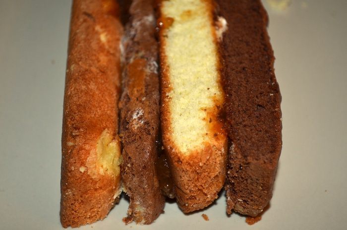 &amp;quot;Шахматный&amp;quot; бисквитный кекс