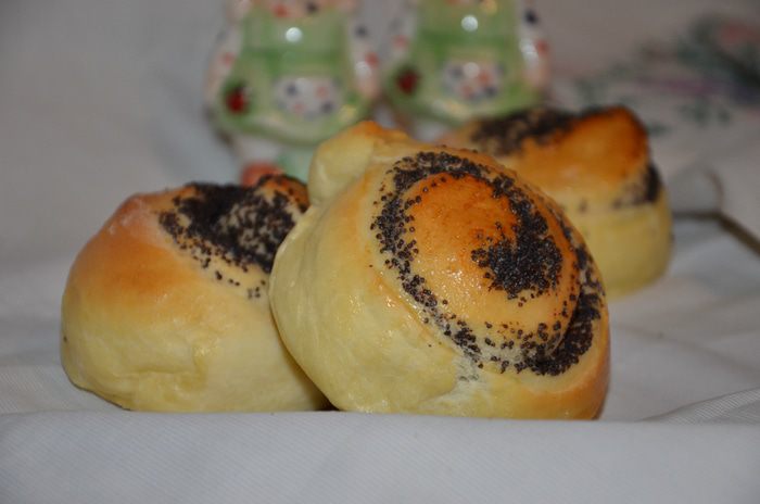 Дрожжевые булочки с маком