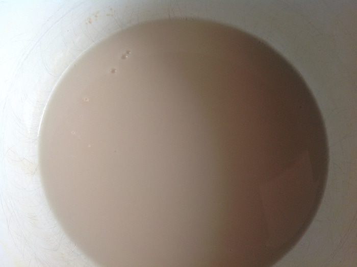 Пирог со свининой, щавелем и сыром