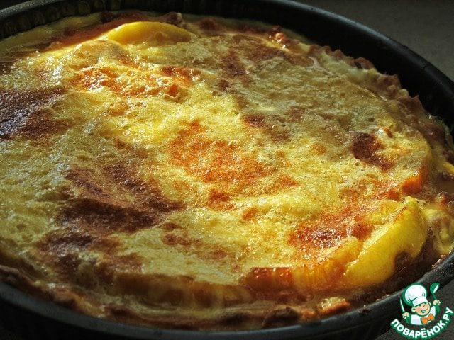 Яблочный омлетный пирог