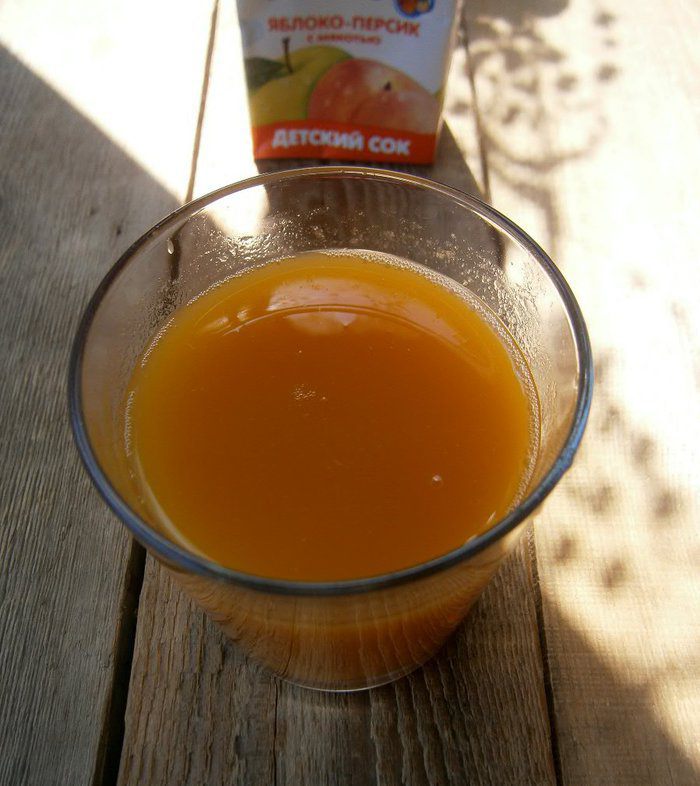 Булочки на фруктовом соке с персиковой глазурью