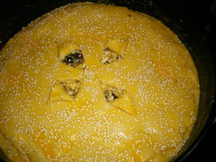 Сырно-луковый пирог с грибами