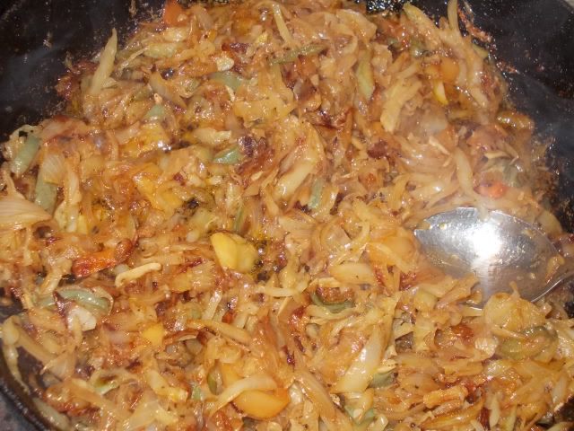 Свинина, тушенная с овощами