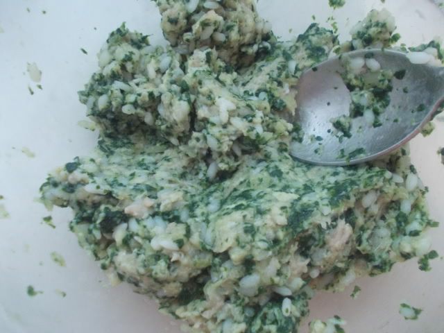 Помидоры, фаршированные рисом и сыром