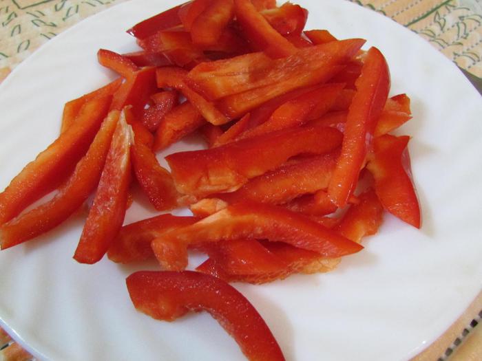 Куриные желудки с овощами
