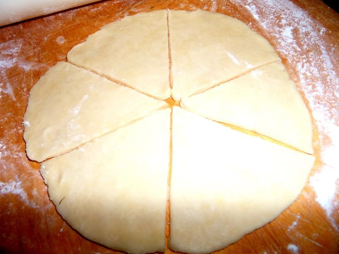 Рогалики с арахисовой пастой