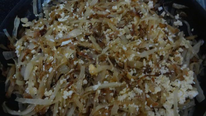 Осетинские пироги с двумя видами начинки