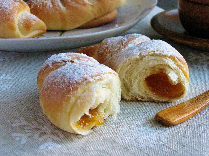 Молочные рогалики