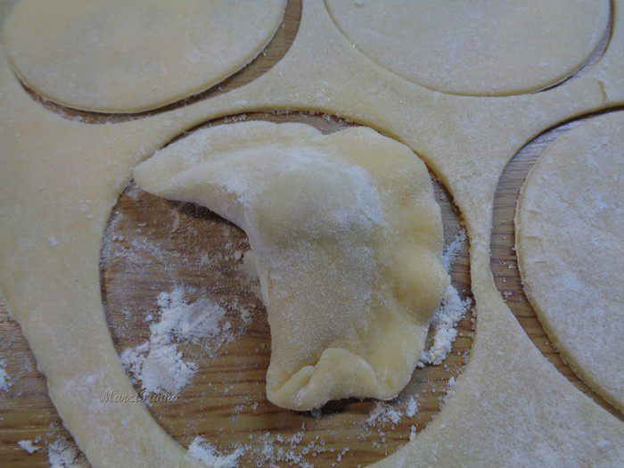 Вареники из заварного теста с вишней + МК по лепке &amp;quot;косичкой&amp;quot;
