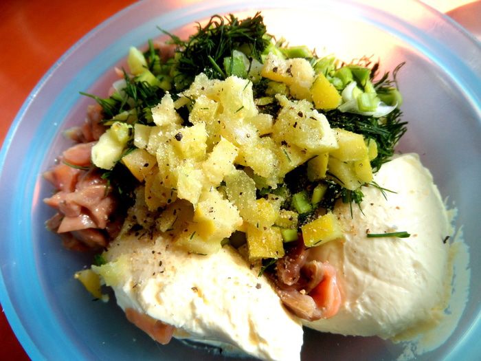 Французские блинчики (crepes) с красной рыбкой 