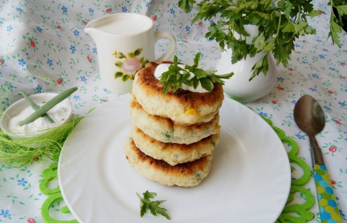 Сырники закусочные с кукурузой 