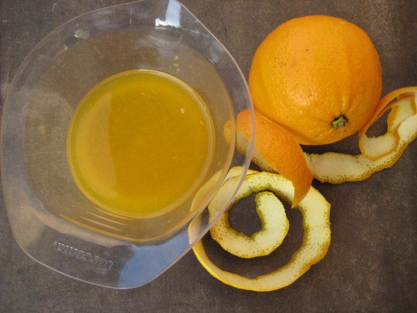 Теплый салат с печенью и апельсиновым соусом