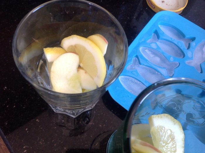 Коктейль яблочный с корицей