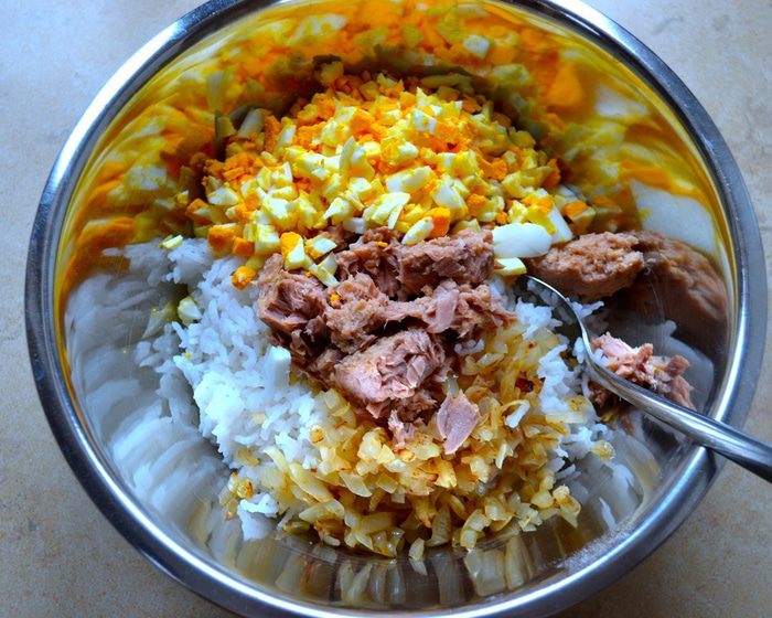 Пирожки духовые с тунцом