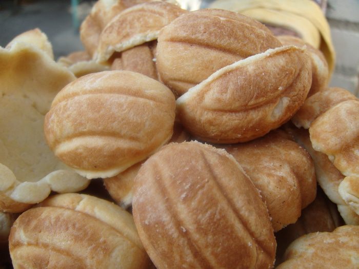 Печенье &amp;quot;Орешки&amp;quot;, фаршированные малиновым чизкейком