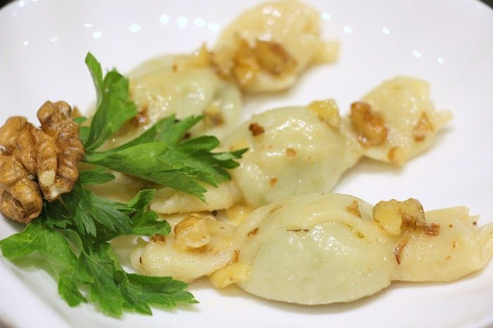 Карамелли с рикоттой, шпинатом и пармезаном