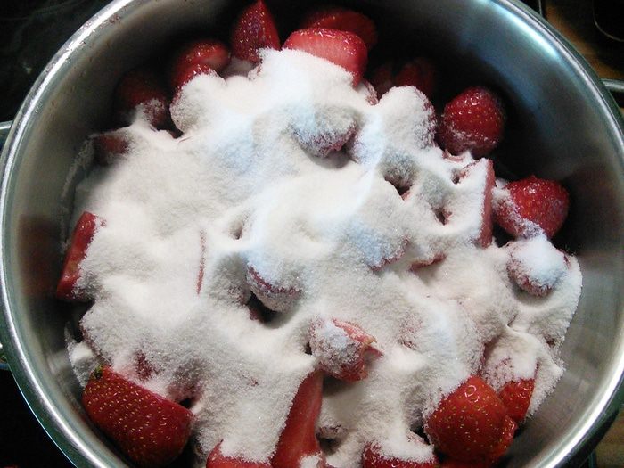 Клубнично-ревеневый мармелад